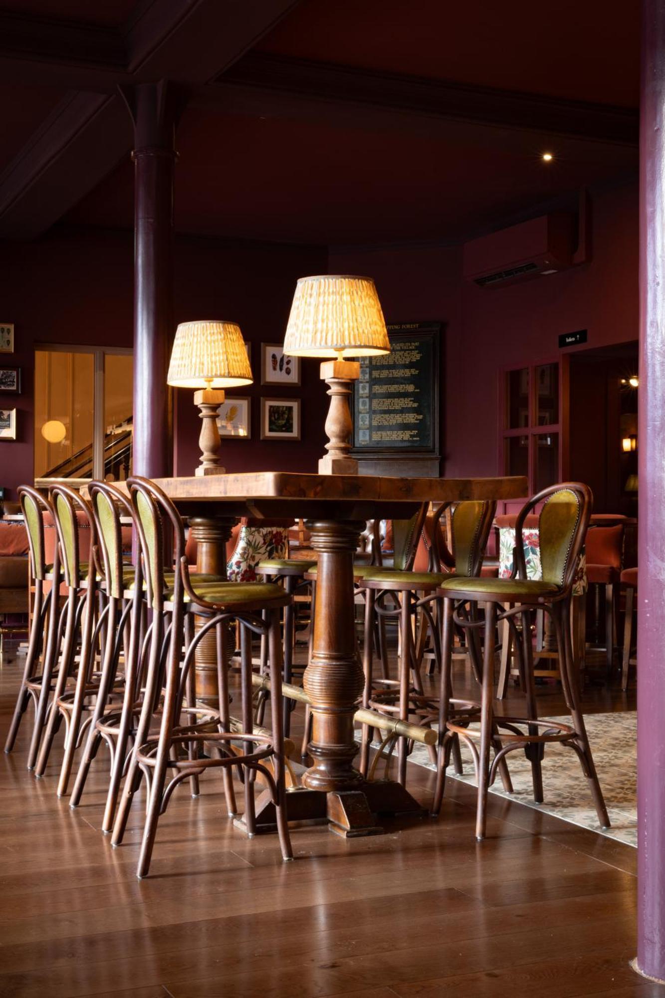 The Royal Forest - A Heartwood Inn Chingford Exterior photo